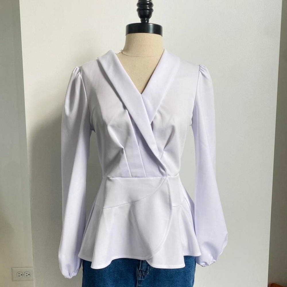 Grace Karin White Long Lantern Sleeve Top Women's Size Small NWT 1082‎